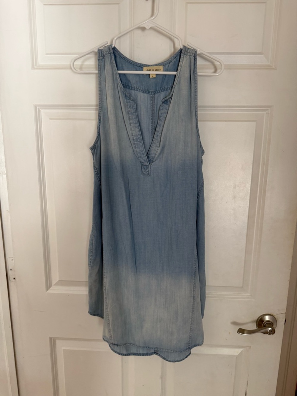 Cloth & Stone Light Wash Denim sleeveless dress